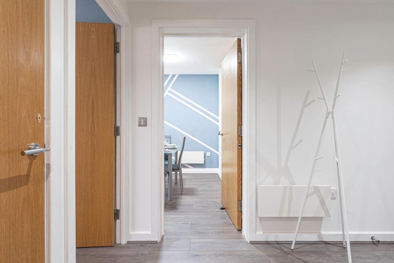 Jkg Property Solutions Presents Cosy City Apartment Coventry Extérieur photo