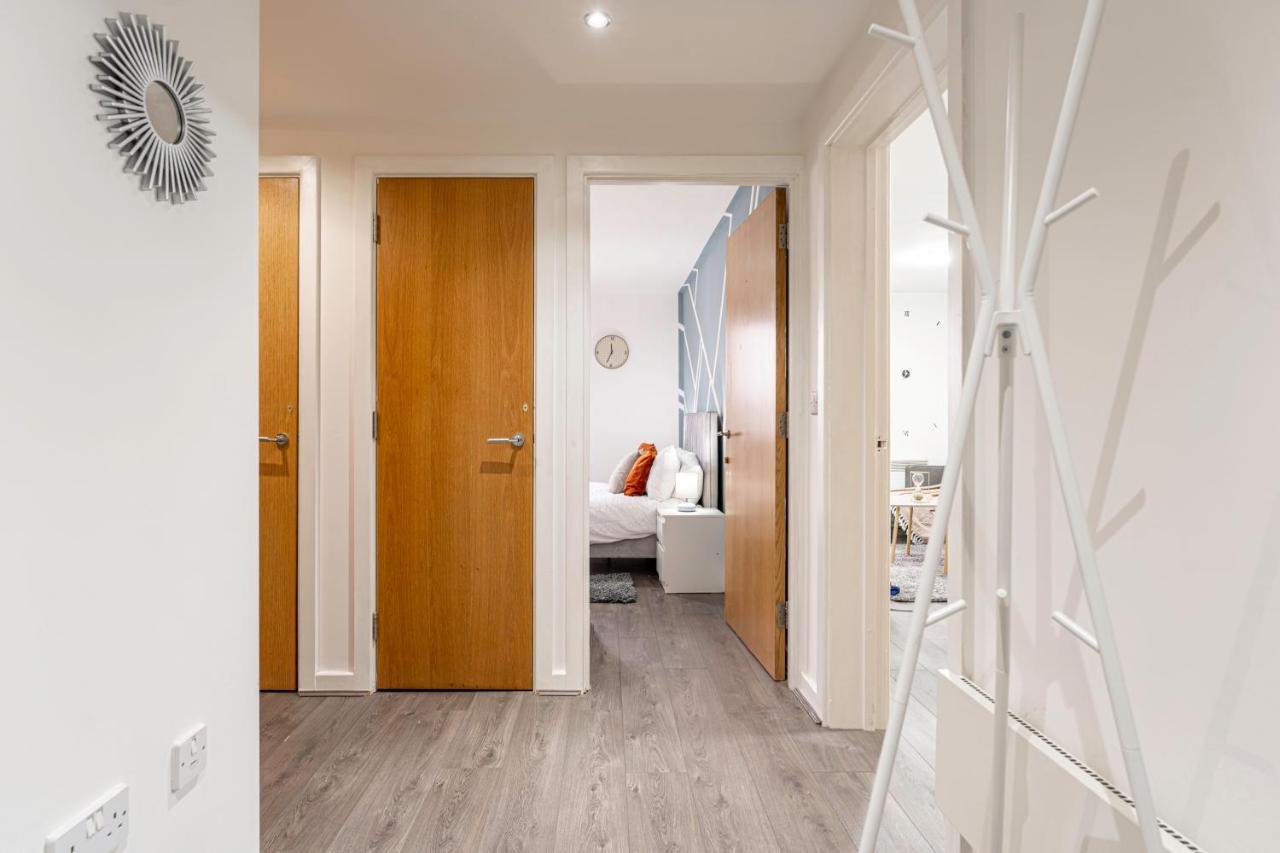 Jkg Property Solutions Presents Cosy City Apartment Coventry Extérieur photo