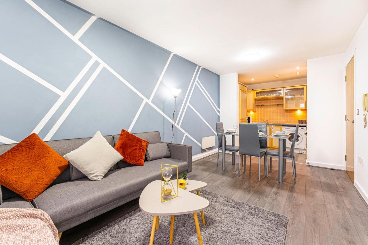 Jkg Property Solutions Presents Cosy City Apartment Coventry Extérieur photo