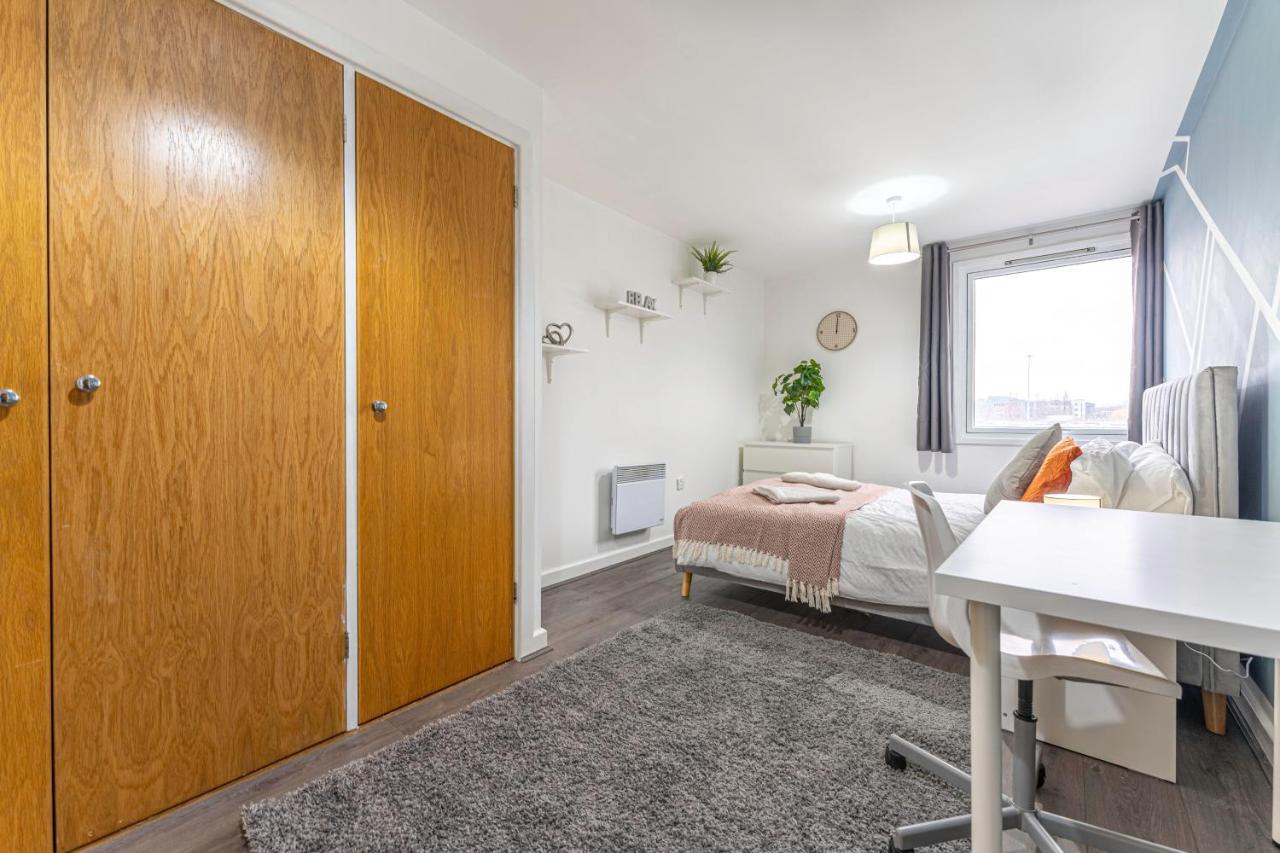 Jkg Property Solutions Presents Cosy City Apartment Coventry Extérieur photo