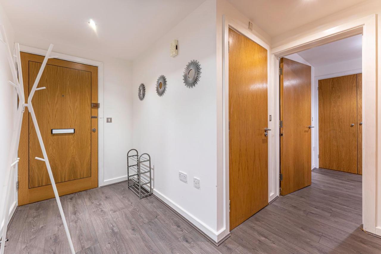 Jkg Property Solutions Presents Cosy City Apartment Coventry Extérieur photo